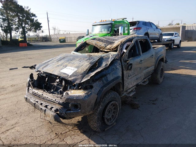 3TMCZ5ANXLM348013 Toyota Tacoma Trd Off-road