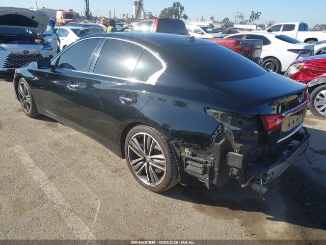2015 INFINITI Q50 HYBRID JN1AV7AP0FM790852 Photo 2