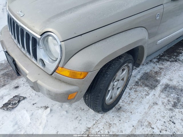 2006 JEEP LIBERTY 1J8GL58K56W247263 Photo 5