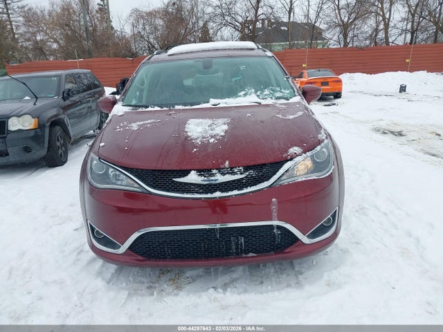 Aukcja sprzedaży 2017 Chrysler Pacifica Touring-l Plus, vin: 2C4RC1EG6HR811894, numer aukcji: 44297643