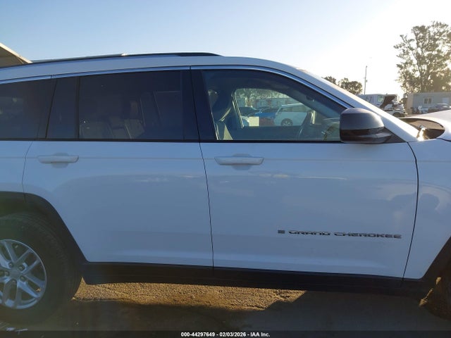 1C4RJKAG9P8858607 Jeep Grand Cherokee L Laredo 4x4