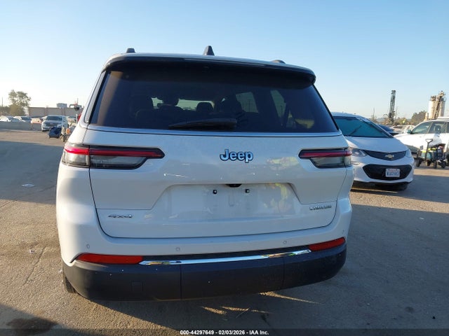 1C4RJKAG9P8858607 Jeep Grand Cherokee L Laredo 4x4