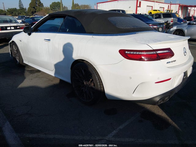 2019 MERCEDES-BENZ AMG E 53 WDD1K6BB9KF083885 Photo 2