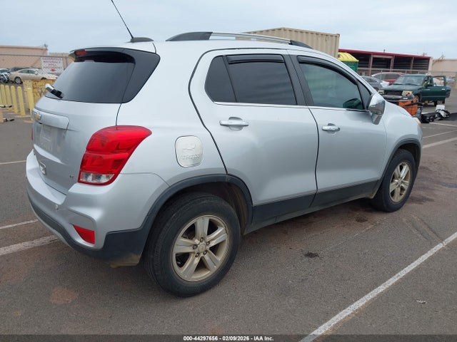 Chevrolet Trax Lt 2018 KL7CJPSB9JB511050 Image 4