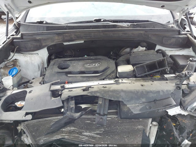 5XYZTDLB8HG440492 Hyundai Santa Fe Sport 2.4l