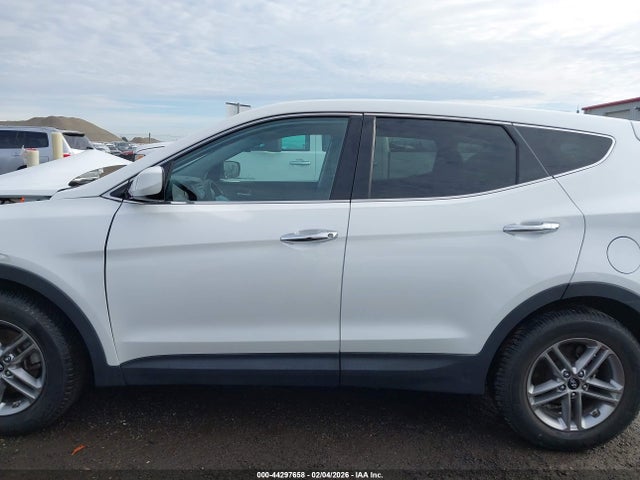 5XYZTDLB8HG440492 Hyundai Santa Fe Sport 2.4l