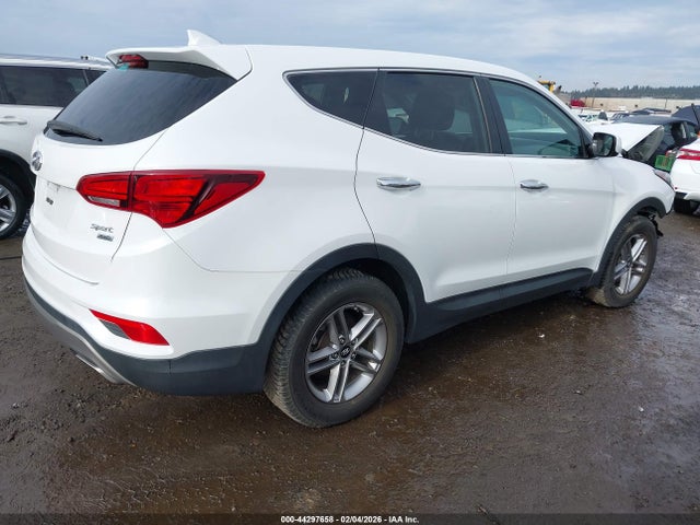 5XYZTDLB8HG440492 Hyundai Santa Fe Sport 2.4l
