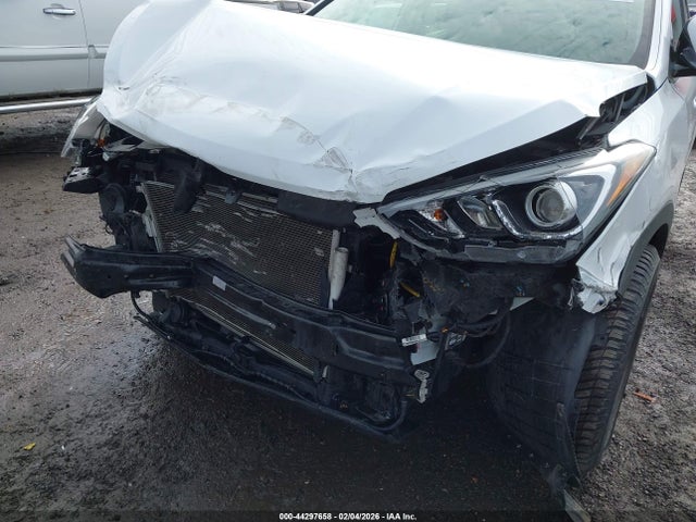 5XYZTDLB8HG440492 Hyundai Santa Fe Sport 2.4l