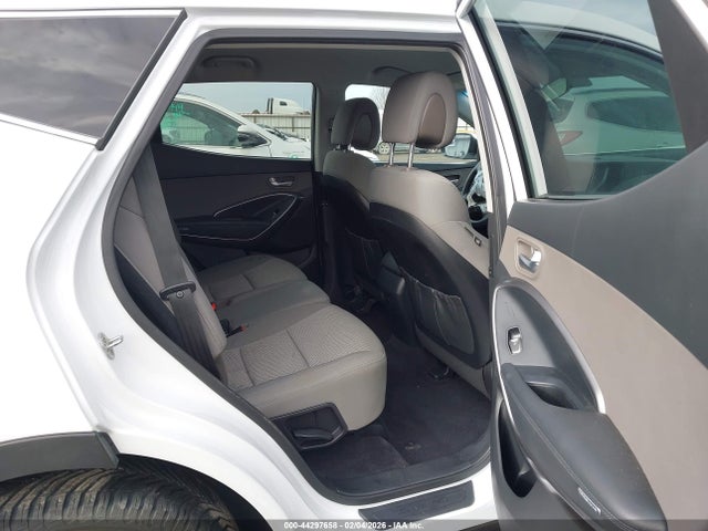 5XYZTDLB8HG440492 Hyundai Santa Fe Sport 2.4l