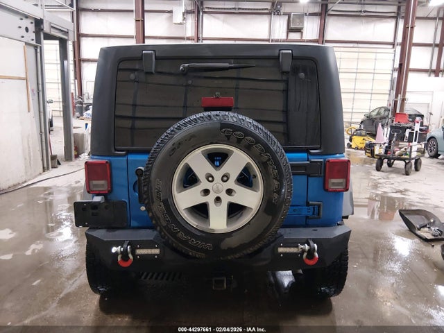 1C4HJWDG8EL200141 Jeep Wrangler Unlimited Sport