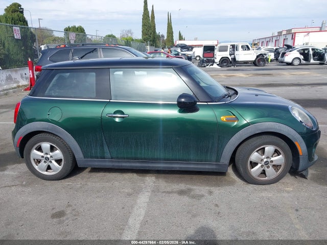 WMWXP5C57G2D14659 Mini Hardtop Cooper