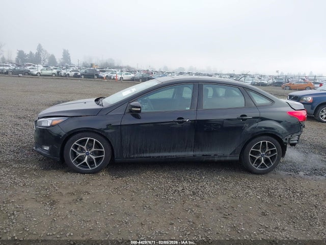 1FADP3H23JL293614 Ford FOCUS SEL