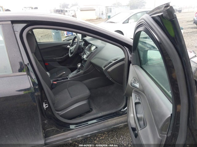 1FADP3H23JL293614 Ford FOCUS SEL
