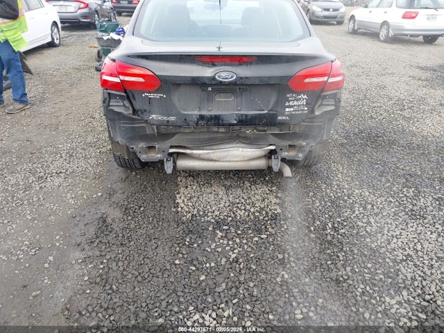 1FADP3H23JL293614 Ford FOCUS SEL
