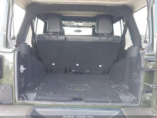 1C4BJWEGXGL294109 Jeep Wrangler Unlimited 75th Anniversary