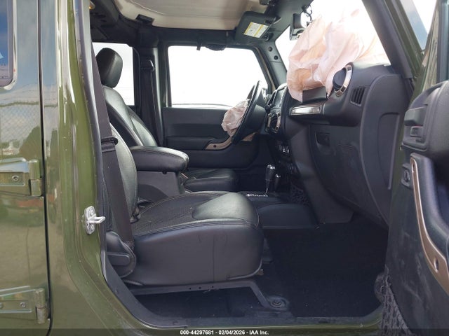 1C4BJWEGXGL294109 Jeep Wrangler Unlimited 75th Anniversary