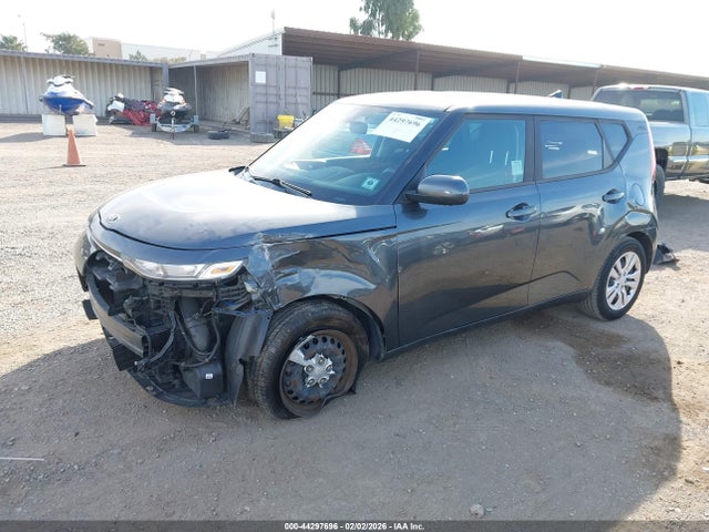 KNDJ23AU6L7716527 KIA SOUL LX
