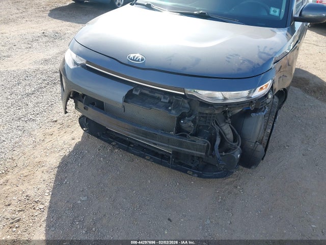 KNDJ23AU6L7716527 KIA SOUL LX