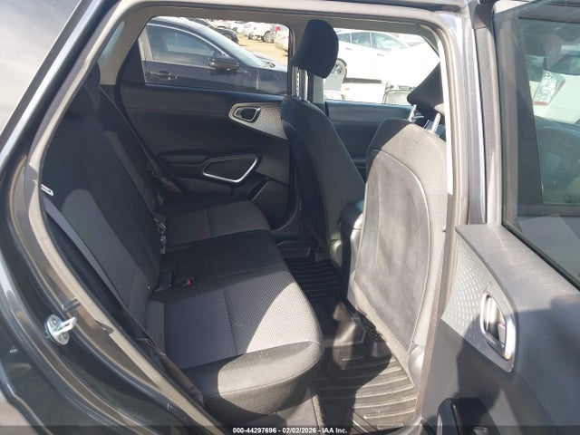 KNDJ23AU6L7716527 KIA SOUL LX