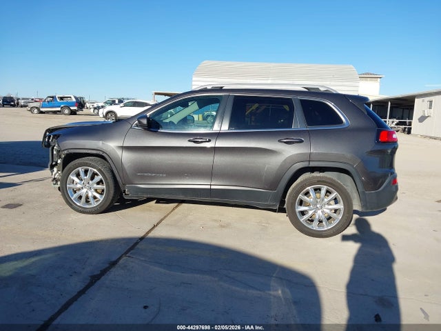 1C4PJLDB8GW338892 Jeep Cherokee Limited