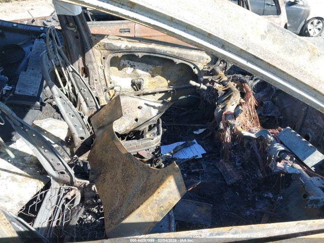 KMHD35LH5GU335132 Hyundai ELANTRA GT