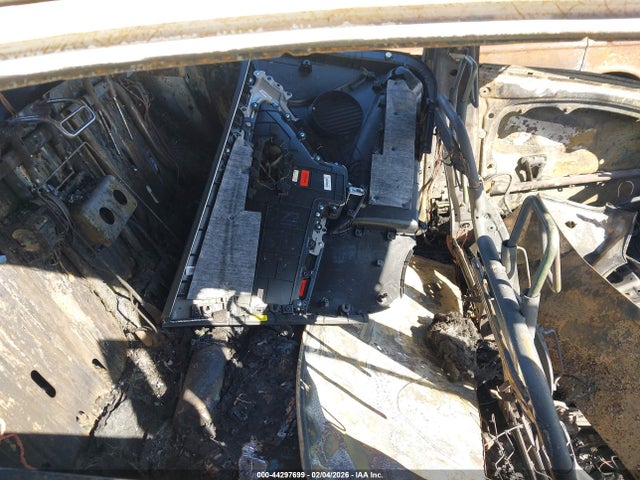 KMHD35LH5GU335132 Hyundai ELANTRA GT