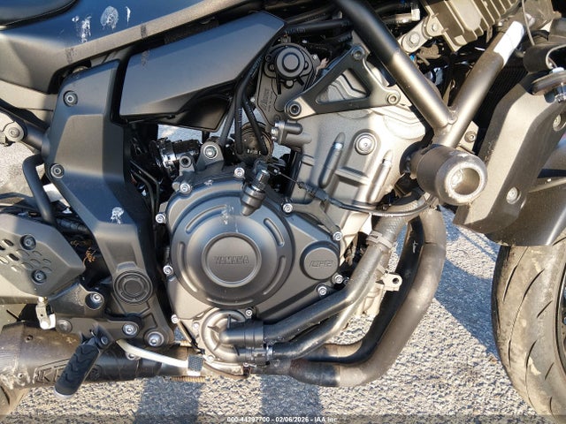 JYARM48Y7SA000311 Yamaha Mtn690 C