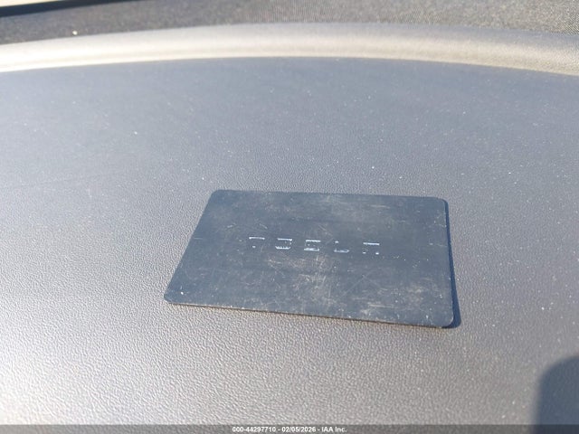 2021 TESLA MODEL Y 5YJYGDEE0MF090171 Photo 10