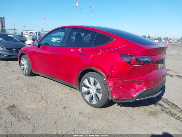 2021 TESLA MODEL Y 5YJYGDEE0MF090171 Photo 2