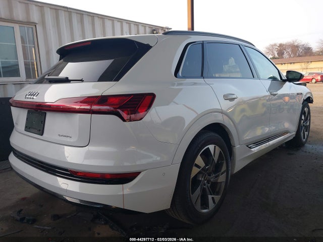 2021 AUDI E-TRON WA1AAAGE2MB007500 Photo 3