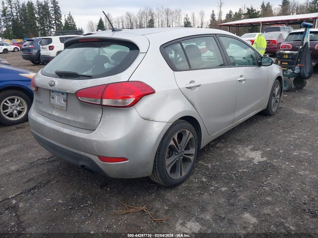 KNAFK5A89H5674584 KIA FORTE LX