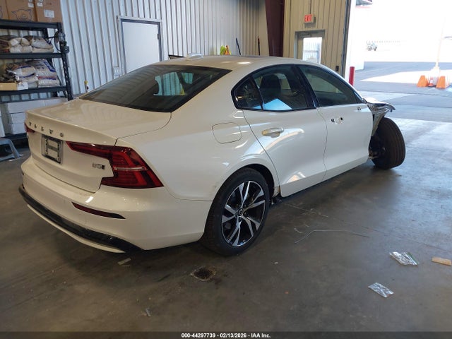 Продажа на аукционе авто 2025 Volvo S60 B5 Core, vin: 7JRL12GJ9SG362425, номер лота: 44297739