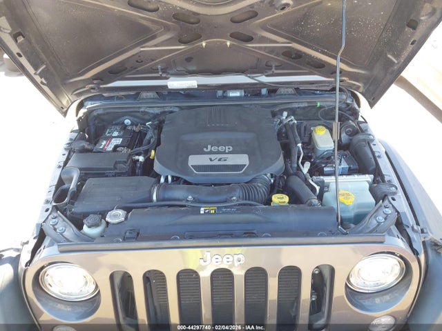 1C4BJWDG0HL607798 Jeep Wrangler Unlimited Sport 4x4