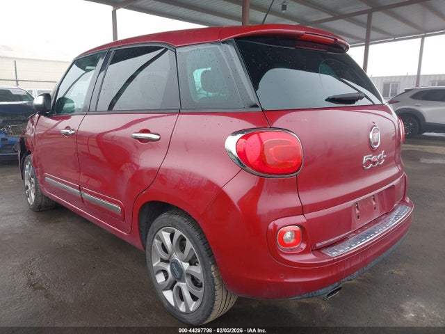 2014 FIAT 500L ZFBCFACH1EZ016006 Photo 2