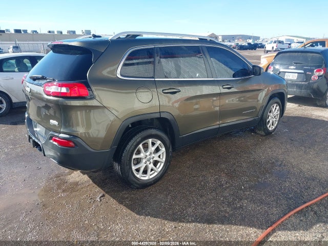 1C4PJMCB3FW551643 Jeep Cherokee Latitude