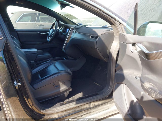 2017 TESLA MODEL X 5YJXCBE22HF049421 Photo 4