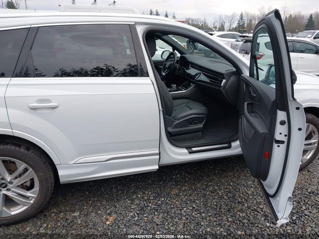 2023 AUDI Q7 WA1ACBF74PD020387 Photo 4