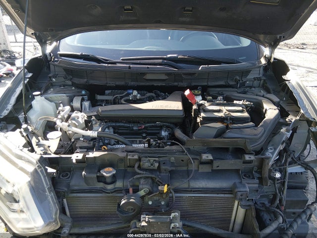 JN8AT2MT5HW401505 Nissan Rogue Sl