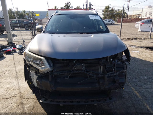 JN8AT2MT5HW401505 Nissan Rogue Sl