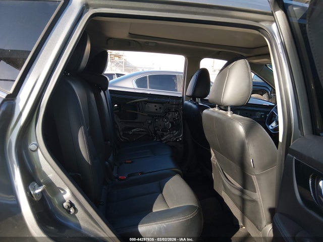 JN8AT2MT5HW401505 Nissan Rogue Sl