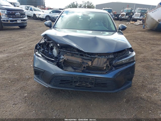 2HGFE2F23NH596600 Honda Civic Lx