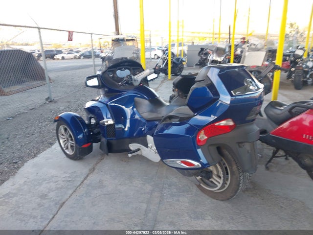 2010 CAN-AM SPYDER ROADSTER 2BXJBKC19AV001483 Photo 2