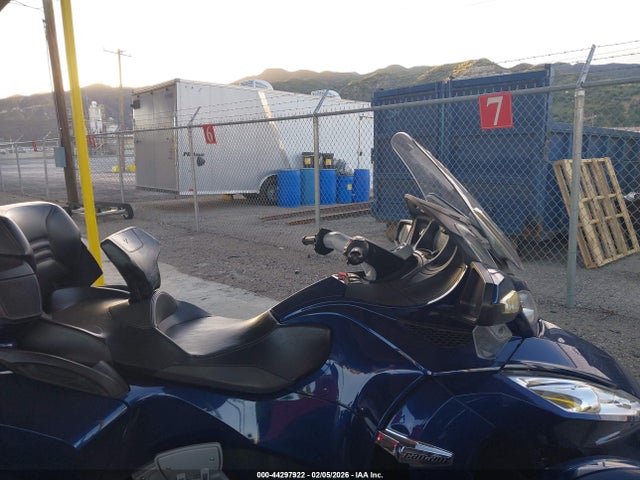 2010 CAN-AM SPYDER ROADSTER 2BXJBKC19AV001483 Photo 4