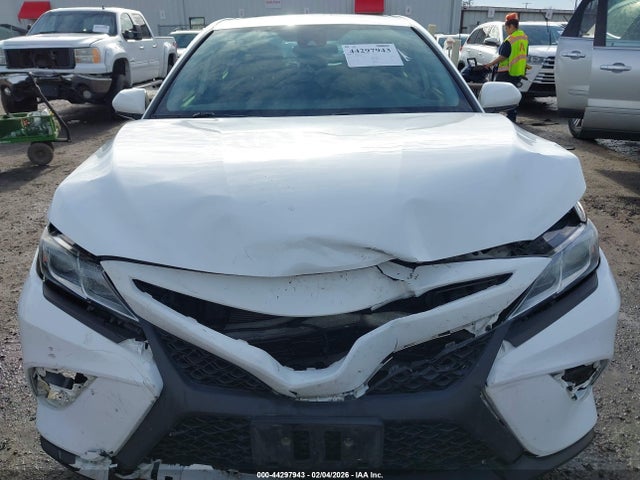 4T1B11HK1KU732808 Toyota CAMRY SE