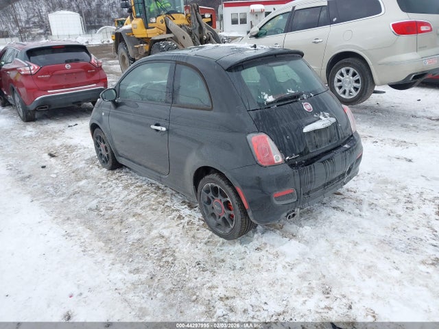 2015 FIAT 500 3C3CFFBRXFT690026 Photo 2