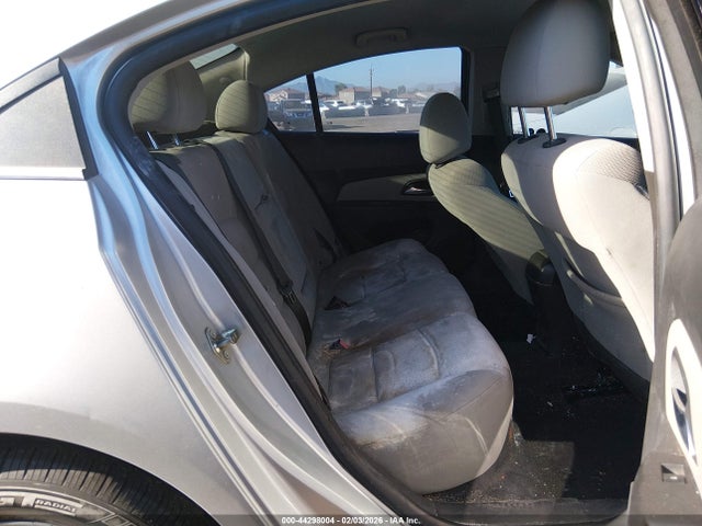 1G1PC5SB6F7173824 Chevrolet Cruze 1lt Auto