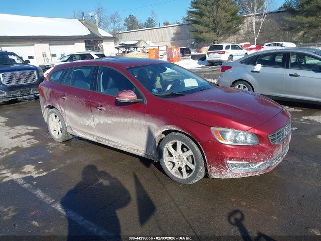 2015 VOLVO V60 YV1612SA6F1187976