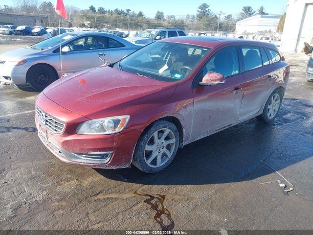 2015 VOLVO V60 YV1612SA6F1187976 Photo 1