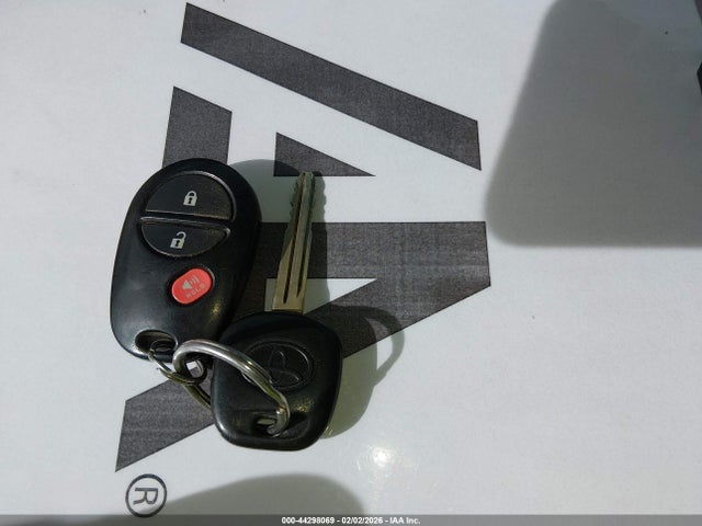 44298069 :رقم المزاد ، 5TFDW5F14CX225501 vin ، 2012 Toyota Tundra Grade 5.7l V8 مزاد بيع