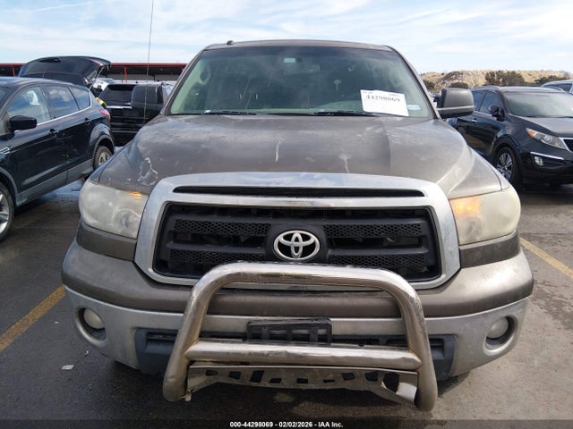 44298069 :رقم المزاد ، 5TFDW5F14CX225501 vin ، 2012 Toyota Tundra Grade 5.7l V8 مزاد بيع